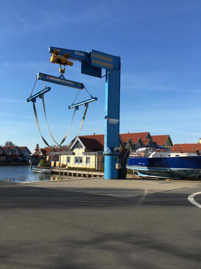 Ferienhaus Mit Bootssteg Am See In ריינסברג מראה חיצוני תמונה
